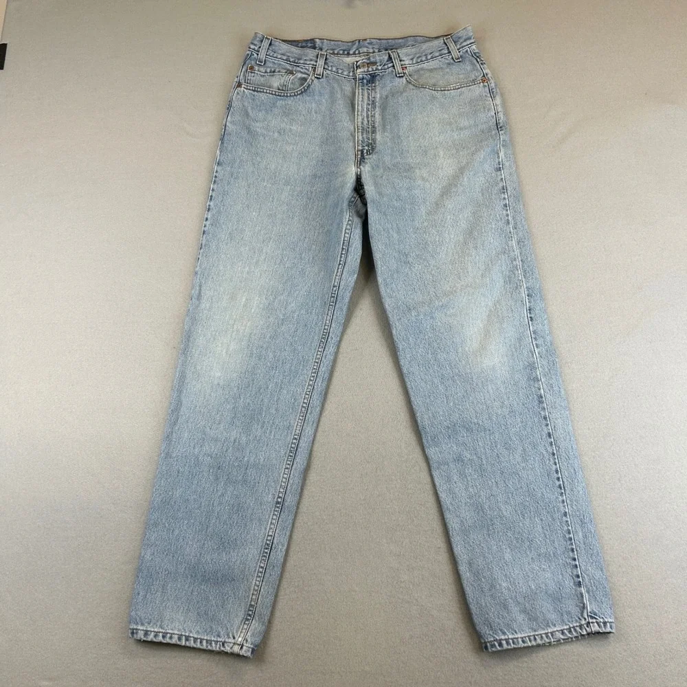 Vintage Levi's 550 Jeans Mens 38x34 (Fits 36x33) Blue Light Wash Relaxed Fit